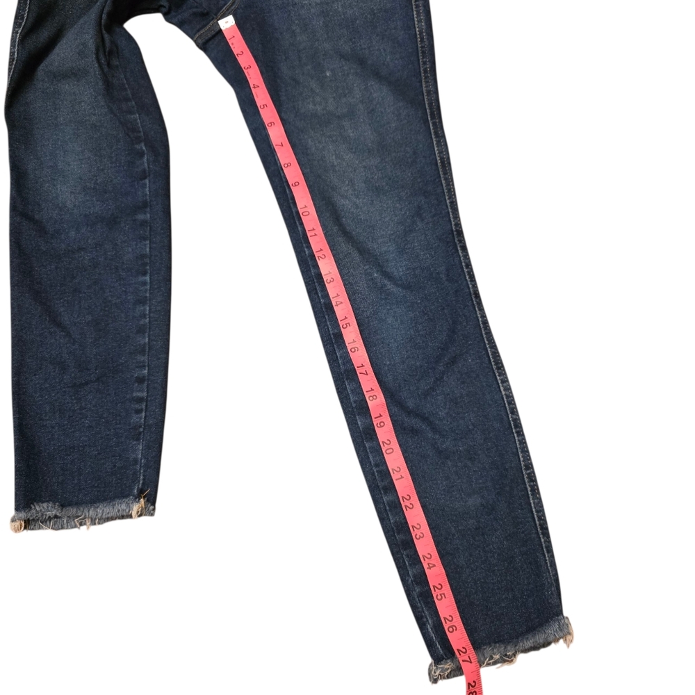 We The Free People Super High-Rise Slim Skinny Jeans Size 31 - Picture 7 of 11